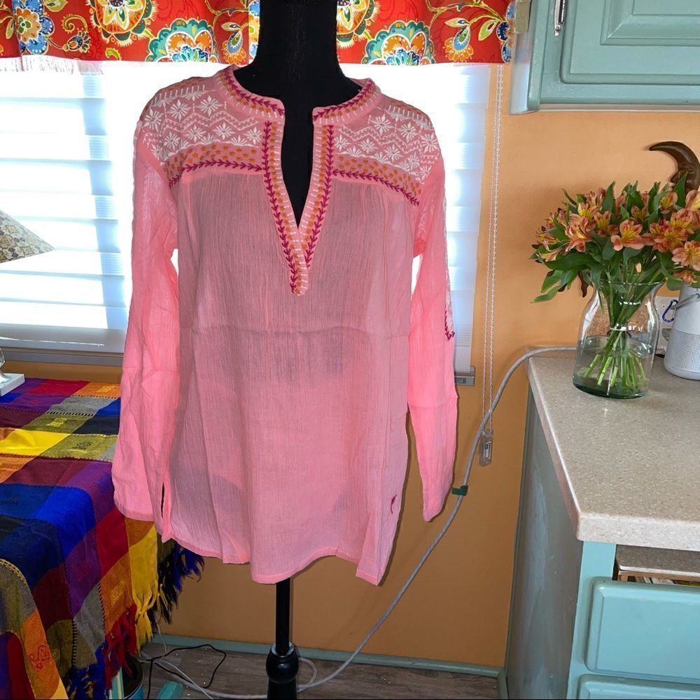 🆕 margaritaville deep V neck cotton embroidered neckline and sleeves. Sz XS